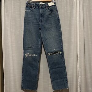 Abercrombie & Fitch Ultra High Rise 90’s Straight Jean